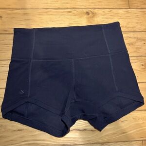 Athleta Sculpting Yoga Short